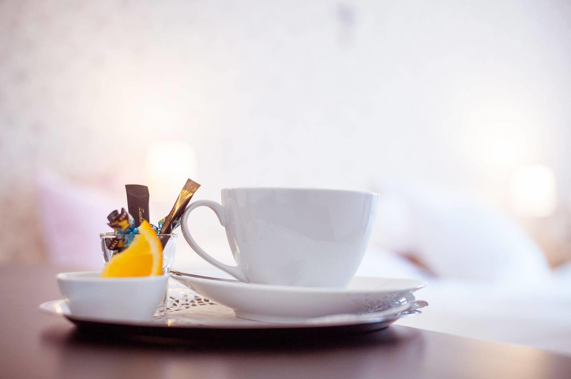 Hotel Weinstube Nendeln エクステリア 写真